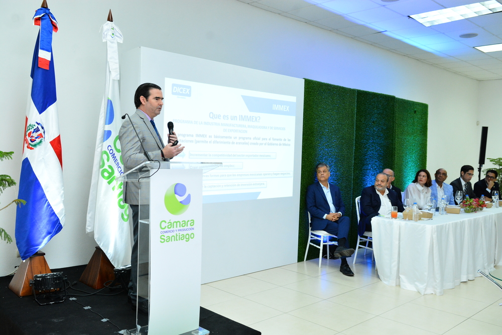 Héctor Lozano - Consultor en Comercio Exterior