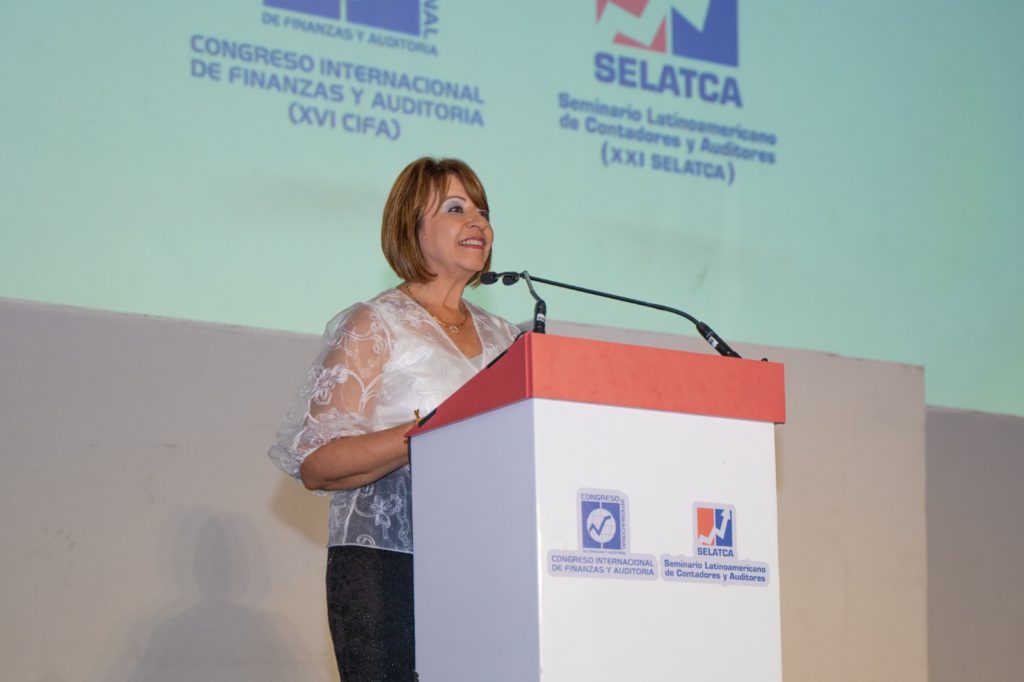 Rosanna Ruiz, presidenta de la ABA