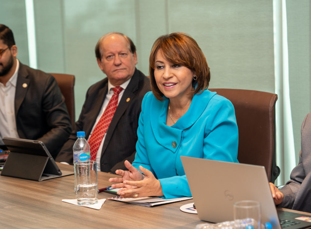 Rosanna Ruiz, Manuel Gonzaìlez