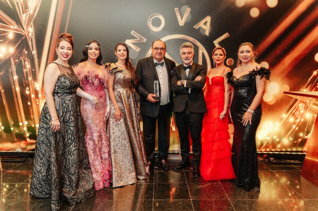 Lissette Rosario,Iris Espinal, Lorena Sevilla,NickCacavella, César Latrilla,Yahaira Batista,KarolinaO