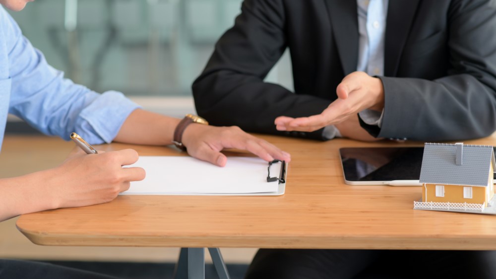 Sector financiero se mantiene en segundo lugar con el salario promedio más alto del país Sector financiero se mantiene en segundo lugar con el salario promedio más alto del país
