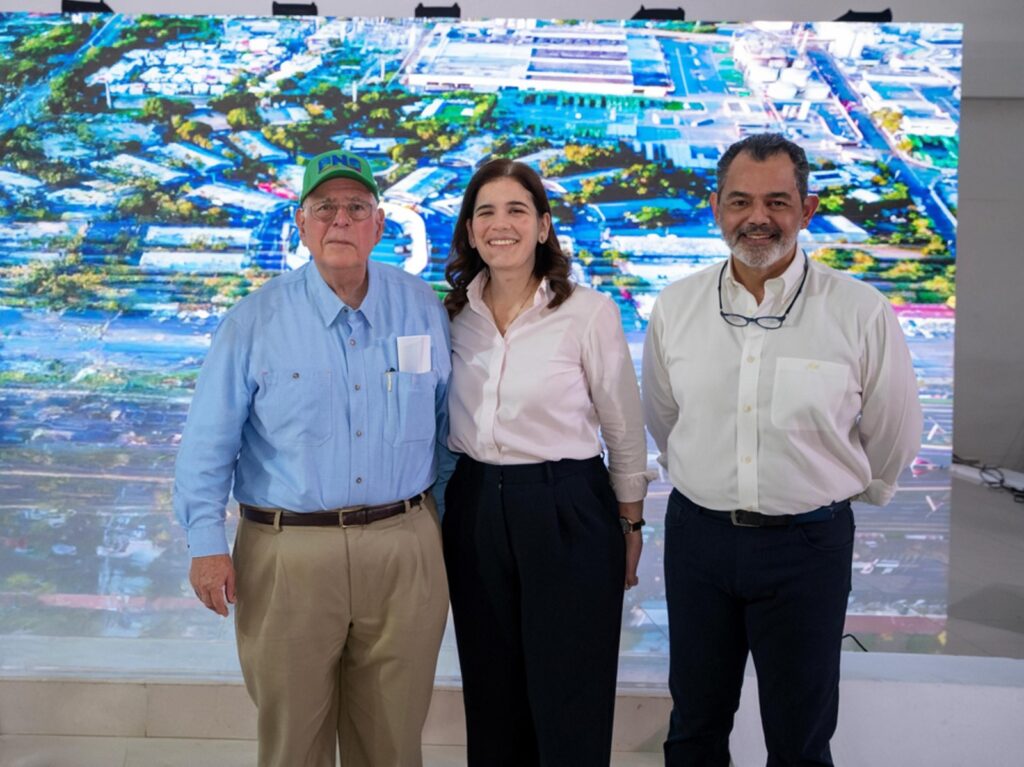 José Mallen, Maite Mallen, Alfredo Rios.