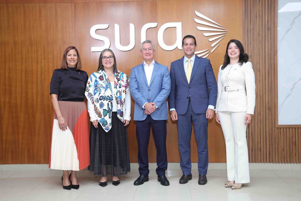Seguros SURA lanza Moto Seguro, una nueva protección para quienes utilizan la motocicleta como principal fuente de ingresos Seguros SURA lanza Moto Seguro, una nueva protección para quienes utilizan la motocicleta como principal fuente de ingresos